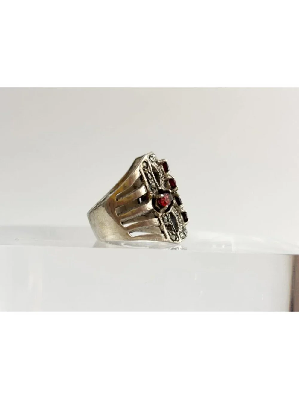 Art Deco Marcasite and Garnet Gemstone Sterling Silver 925 Vintage Ring - sz 8